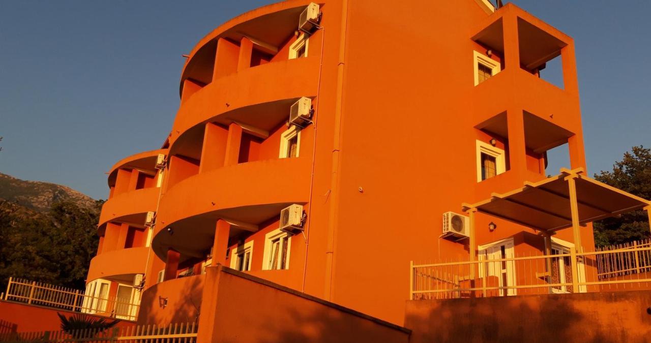 Apartments Danilo Kazanegra 스베티스테판 외부 사진