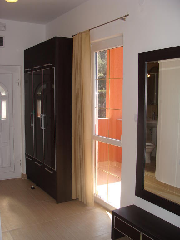 Apartments Danilo Kazanegra 스베티스테판 객실 사진